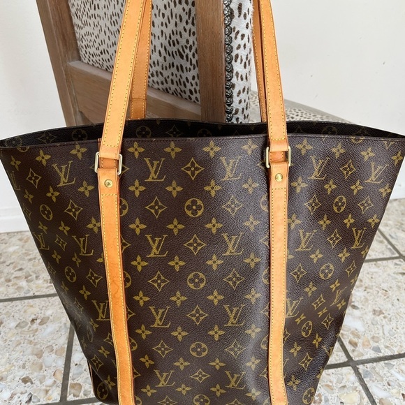 Louis Vuitton Handbags - ❗️SOLD❗️
Louis Vuitton Sac Shopping Tote Large GM EUC 2001